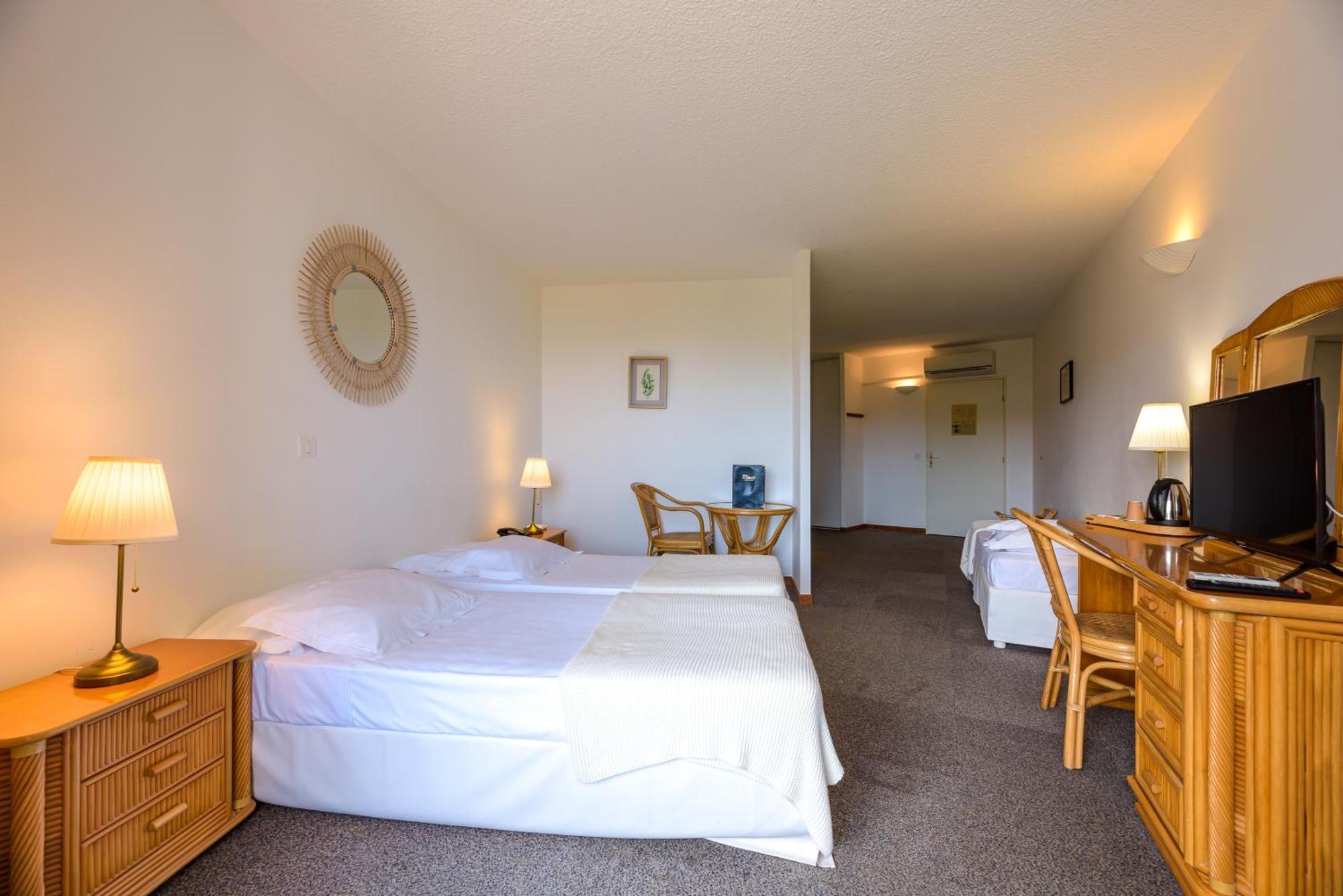 Le Tilbury Hotel 3*