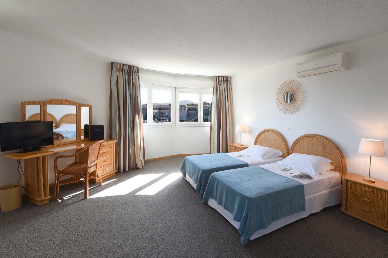Hotel Le Tilbury 3*